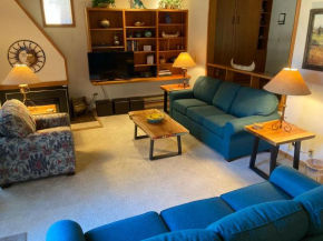 Tennis Townhomes 1326 by SummitCove Lodging